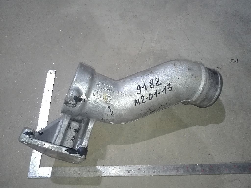 патрубок интеркулера б/у